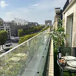 Champs - Elysees View Studio With Balcony - Ac For 3